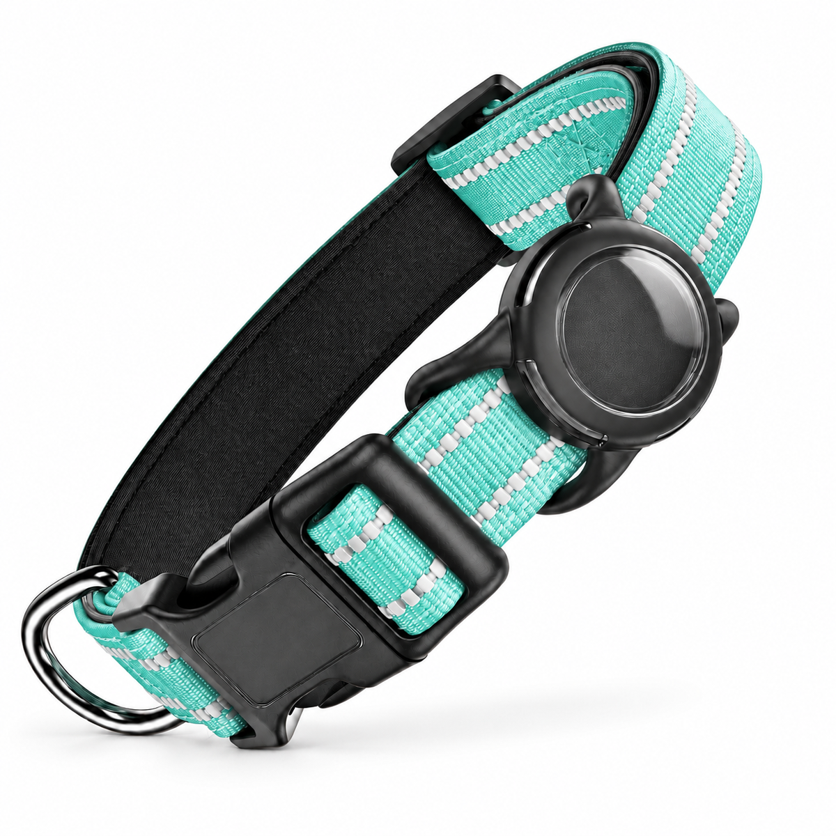 Collier réfléchissant menthe pour chien avec support AirTag vide sur fond blanc